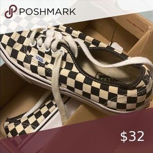 Checker Vans Sneakers